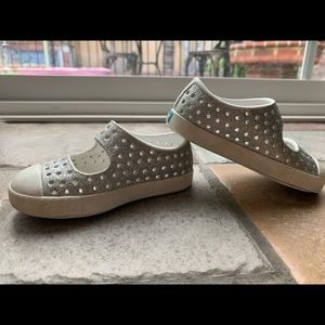 Native Baby/ Toddler Girls Mary Jane Shoes Size 4